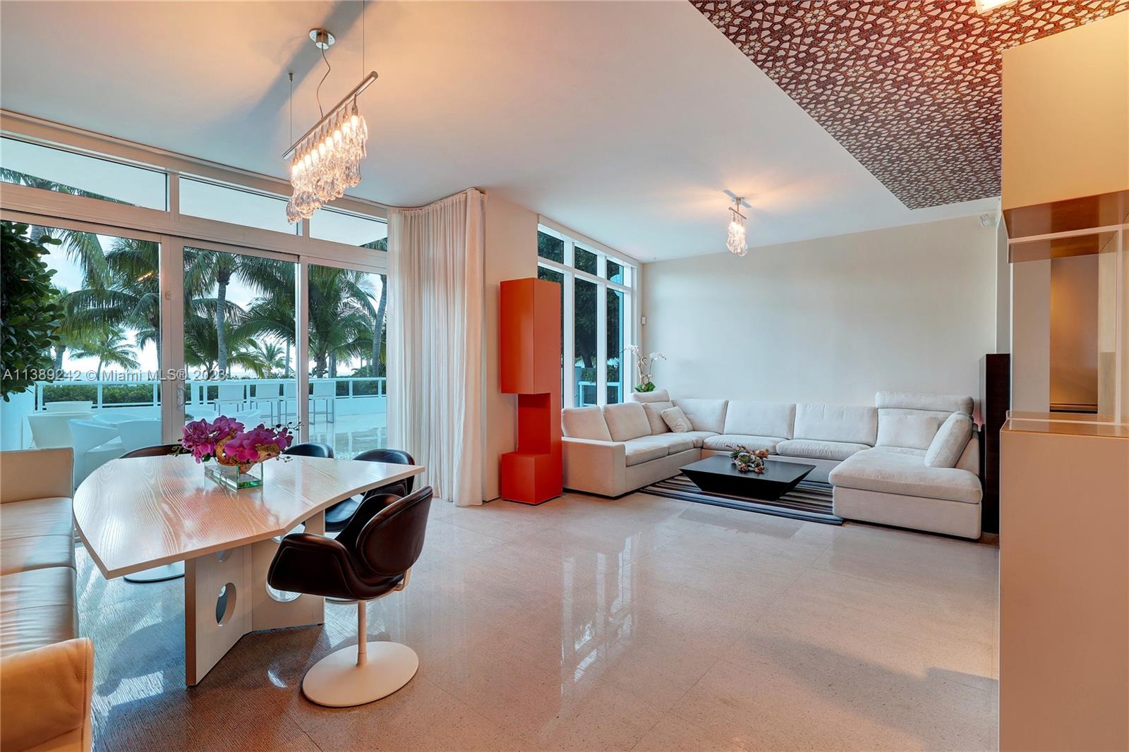 50 S Pointe Dr Unit: TWN4