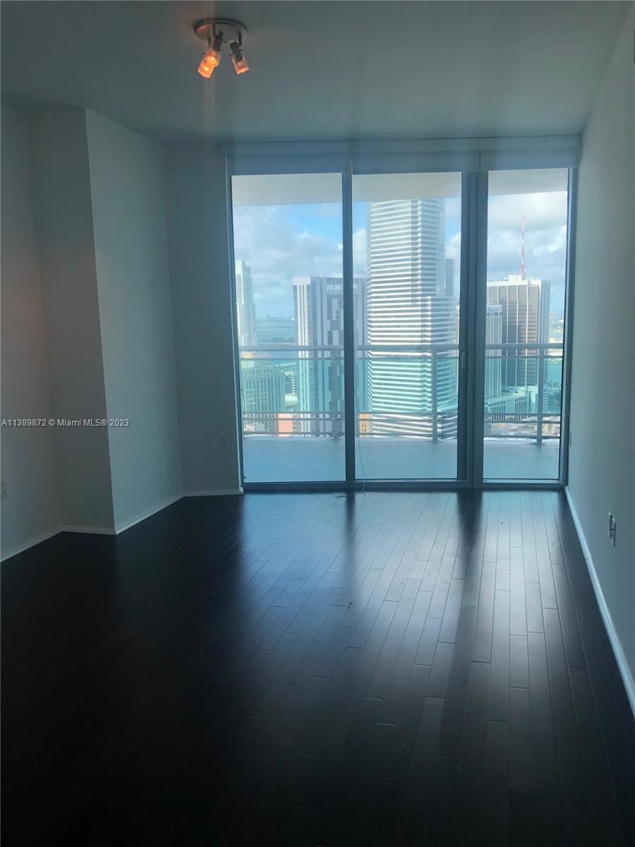 350 S MIAMI AV Unit: 3801