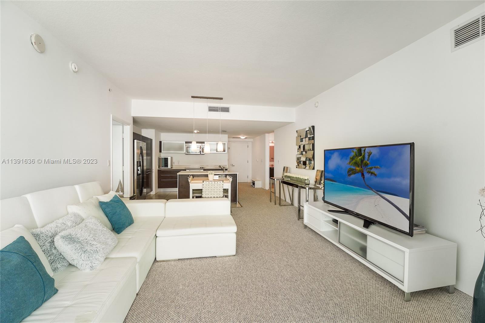 1900 N Bayshore Dr # 3904