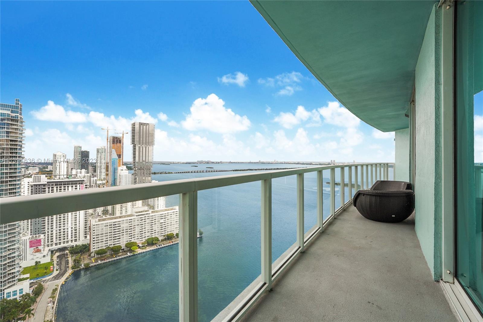 1900 N Bayshore Dr # 3904
