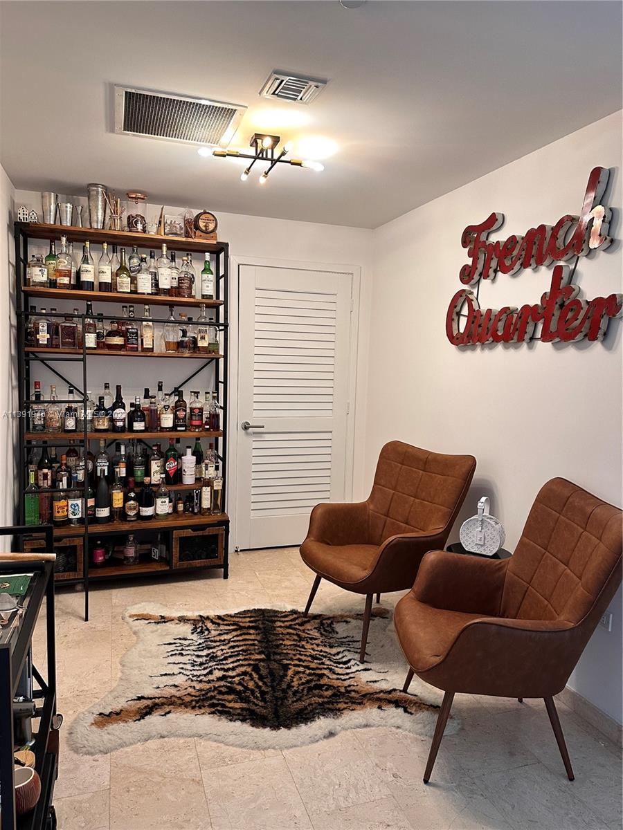88 SW 7th St # 3210