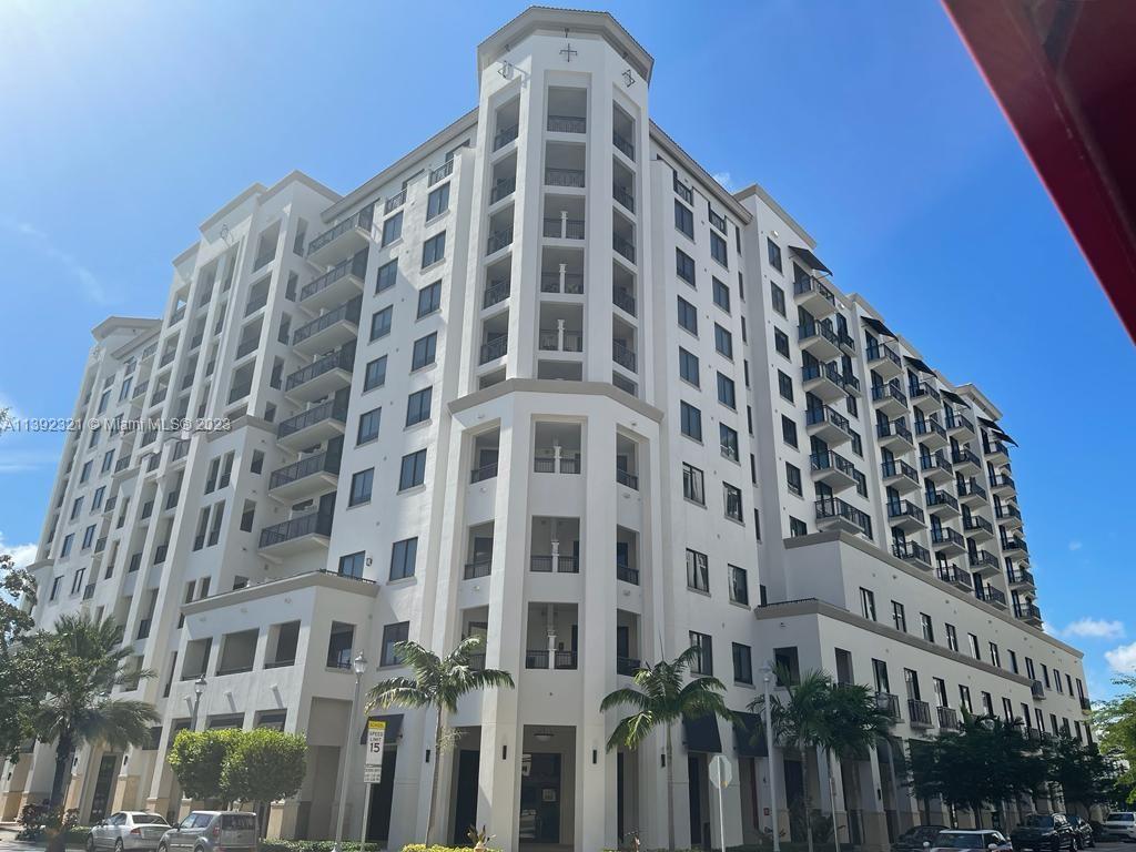 301 Altara Ave Unit: LPH909