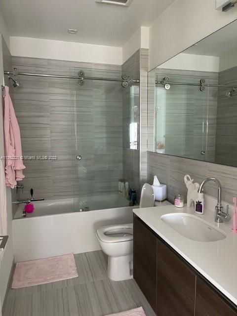 301 Altara Ave Unit: LPH909
