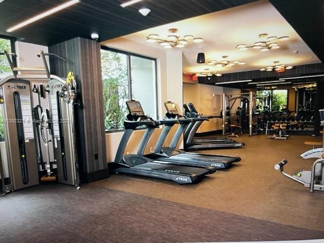 301 Altara Ave Unit: LPH909