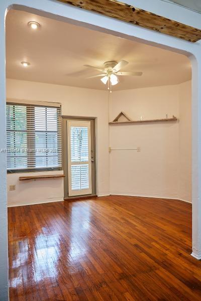 717 Jefferson Ave # 7