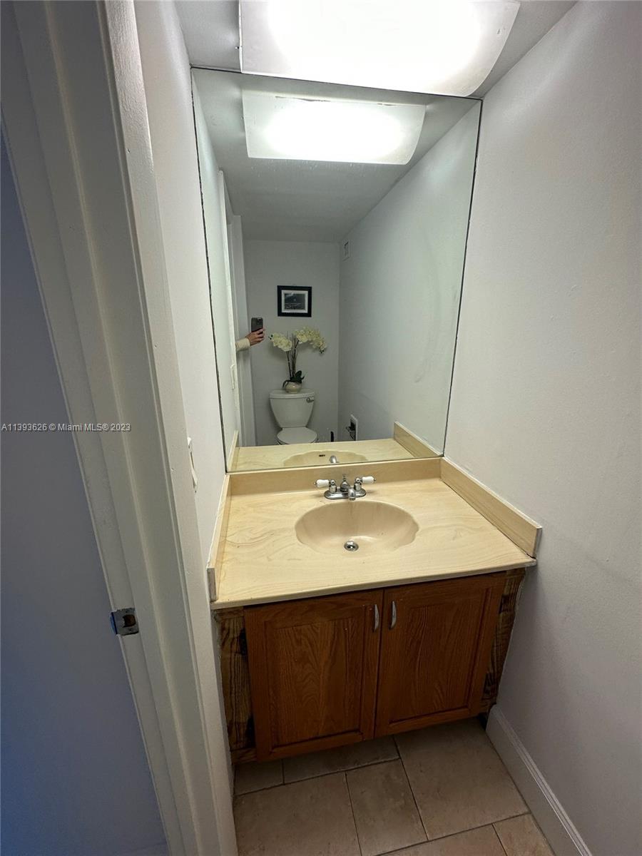 200 SE 15th Rd # 12G