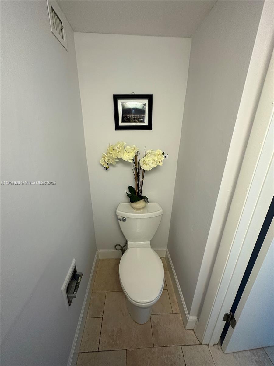200 SE 15th Rd # 12G