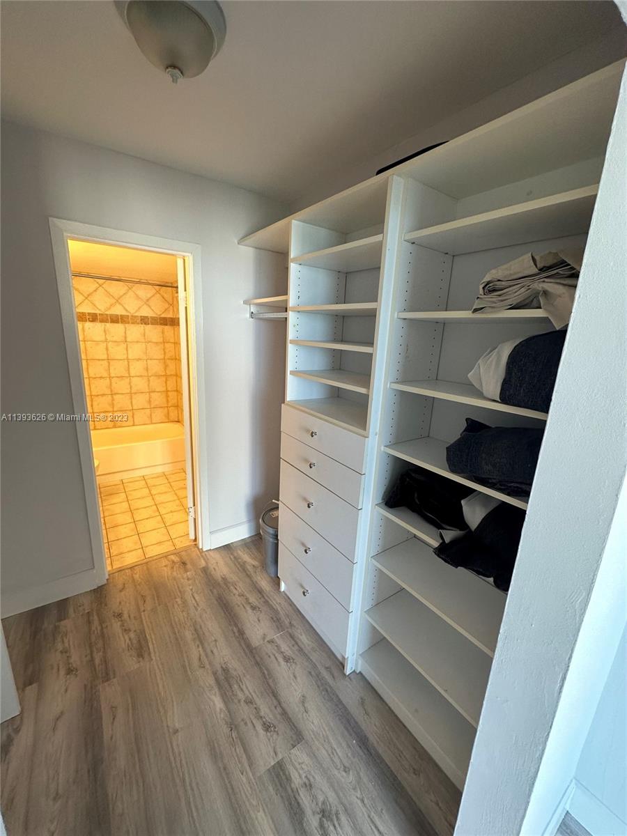 200 SE 15th Rd # 12G