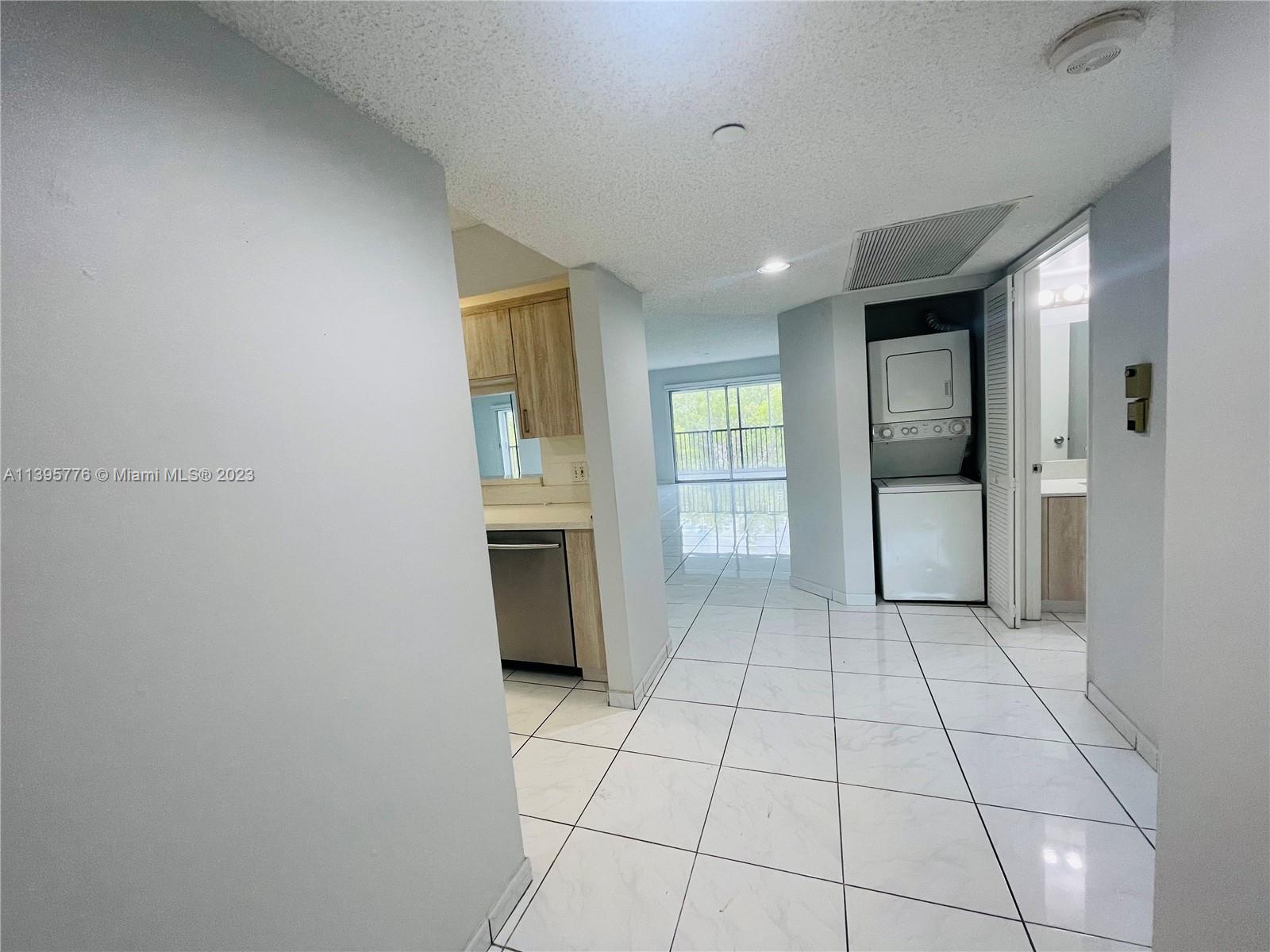571 SW 141st Ave # 409N