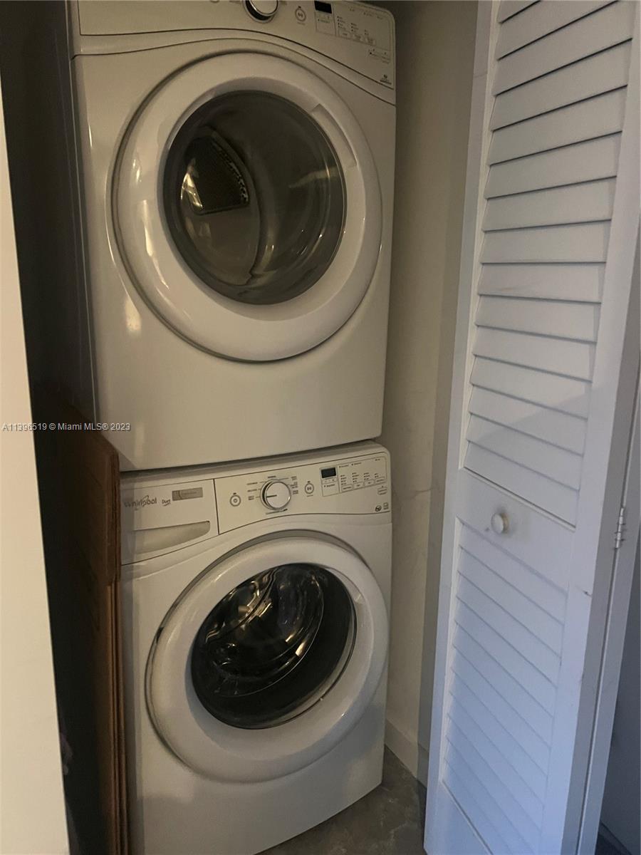 151 SE 1 ST # 2409