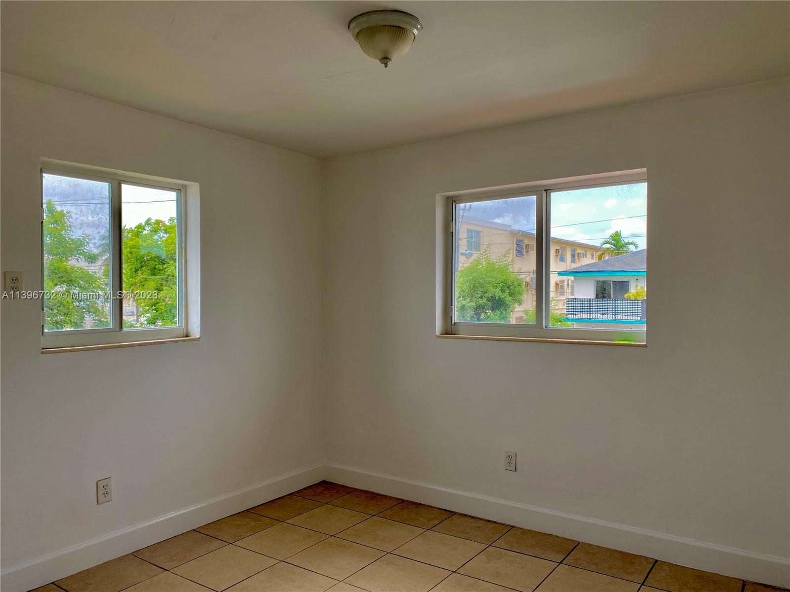 931 SW 29th Ave # 6