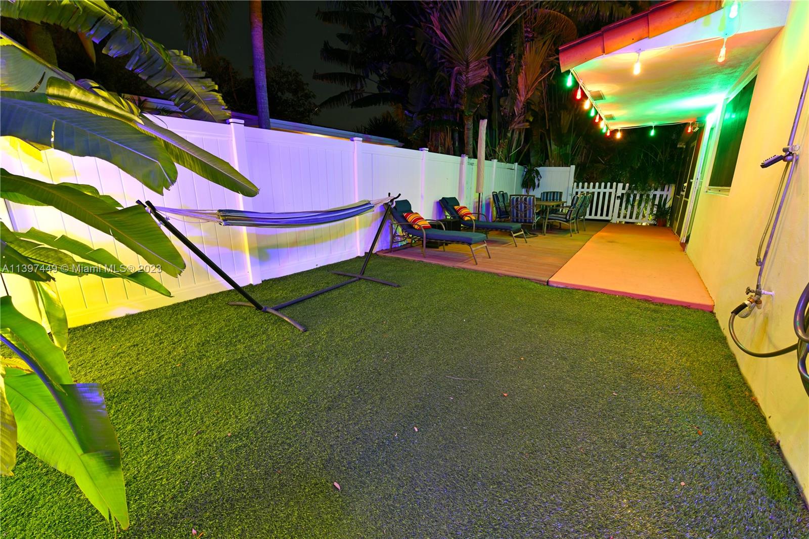 1441 NW 10th St
