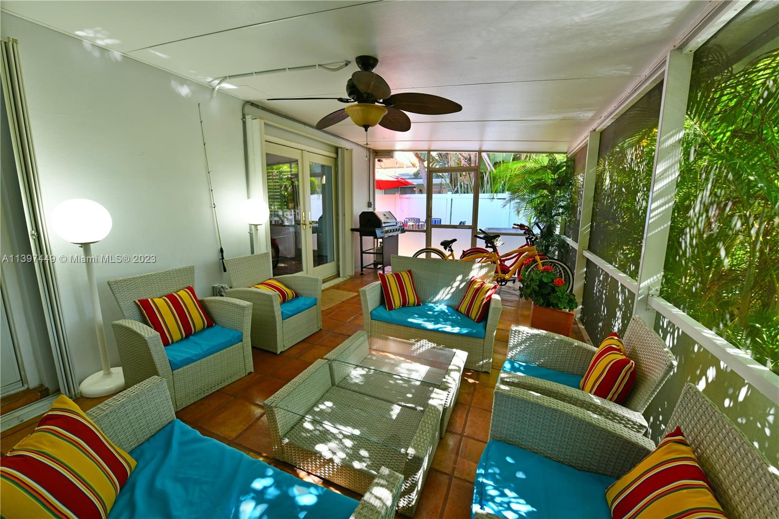 1441 NW 10th St