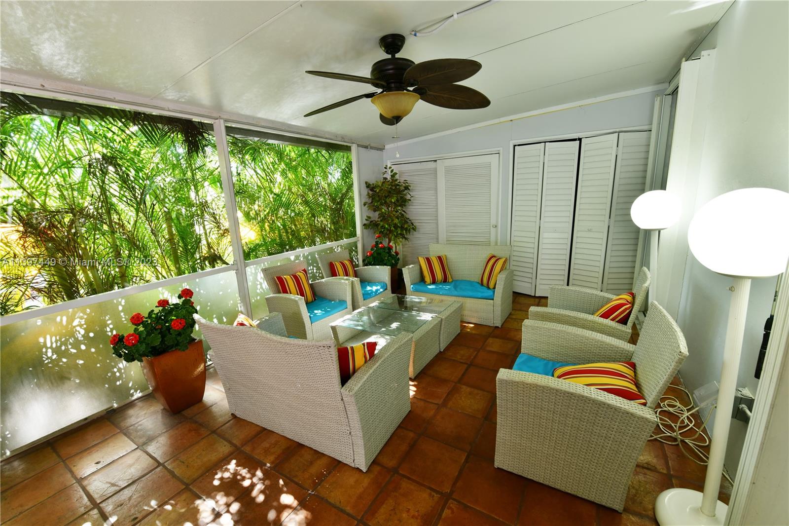 1441 NW 10th St