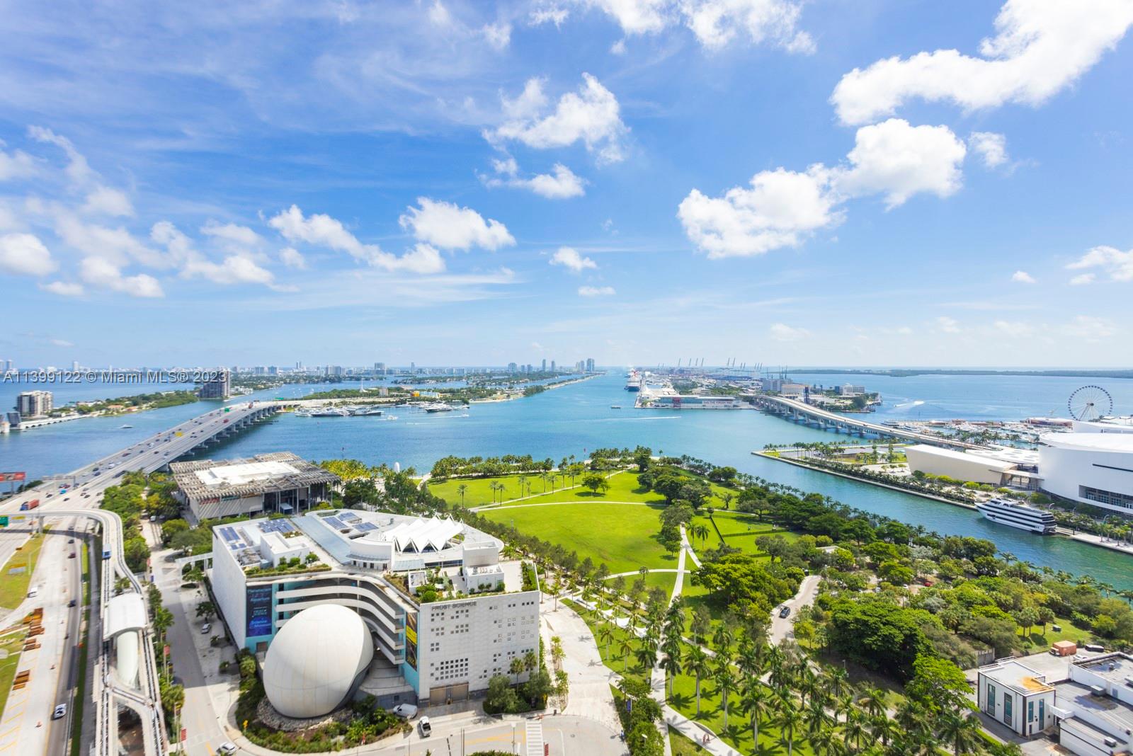 1100 Biscayne Blvd # 2803