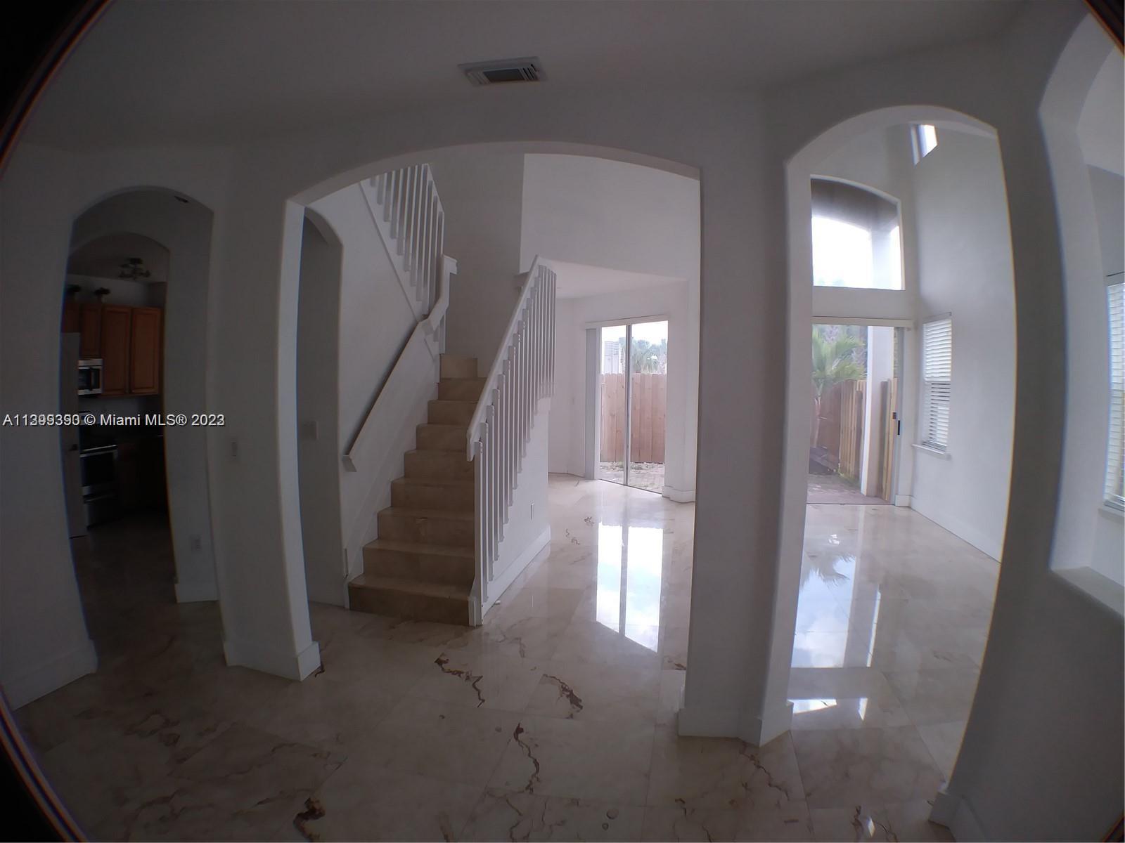 8001 NW 114th Pl