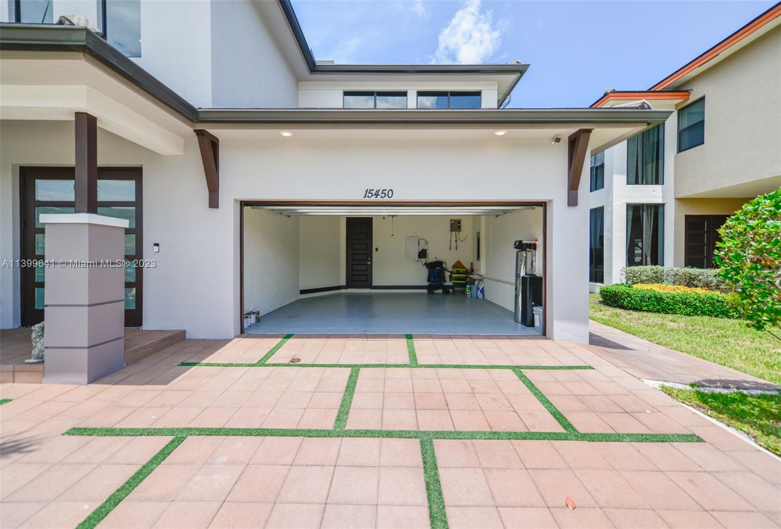 15450 NW 88th Ct