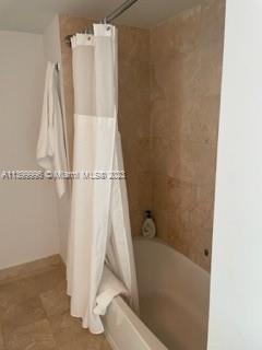 2101 Brickell Ave # 1806