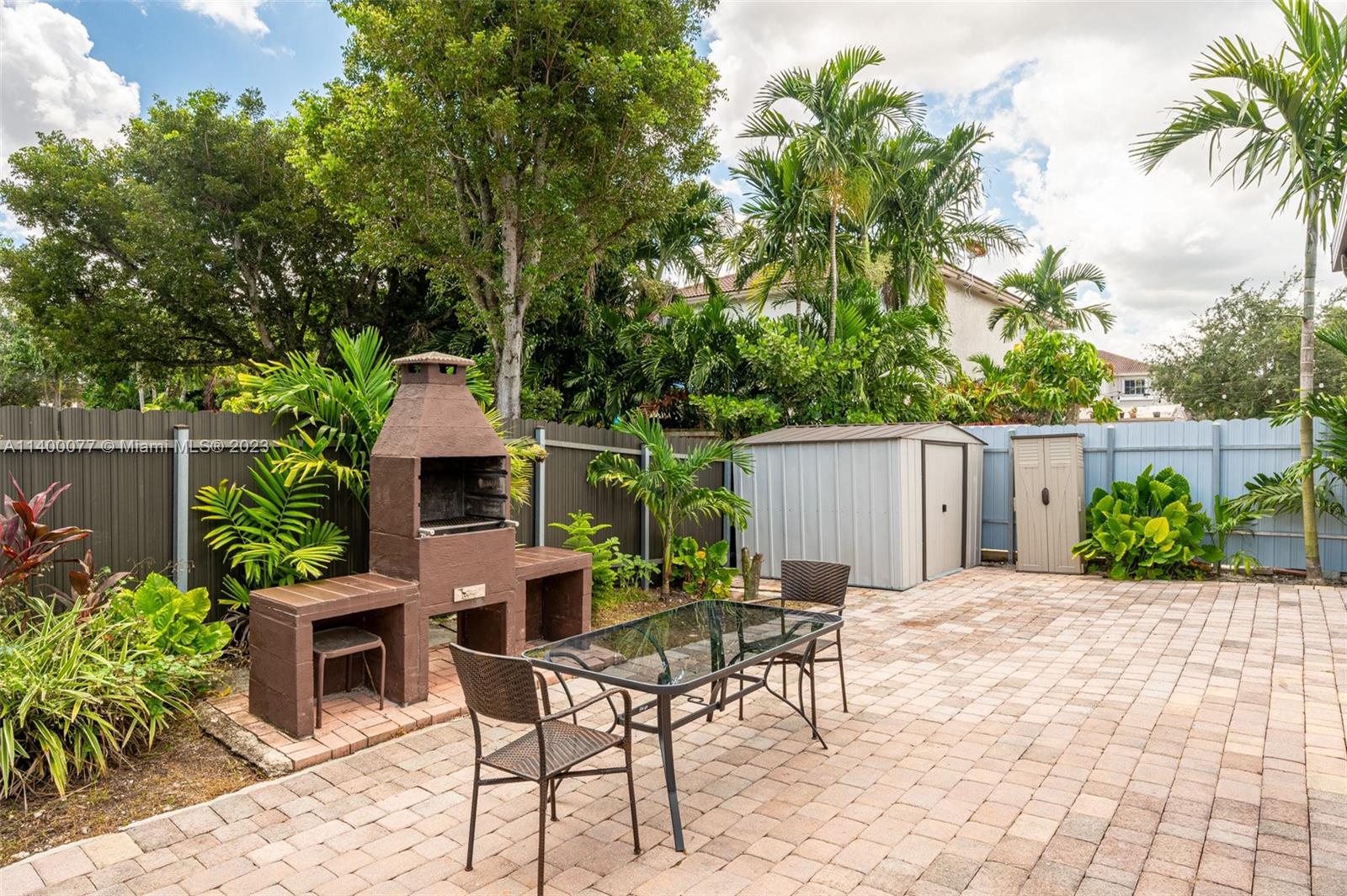1823 SW 155th Ave