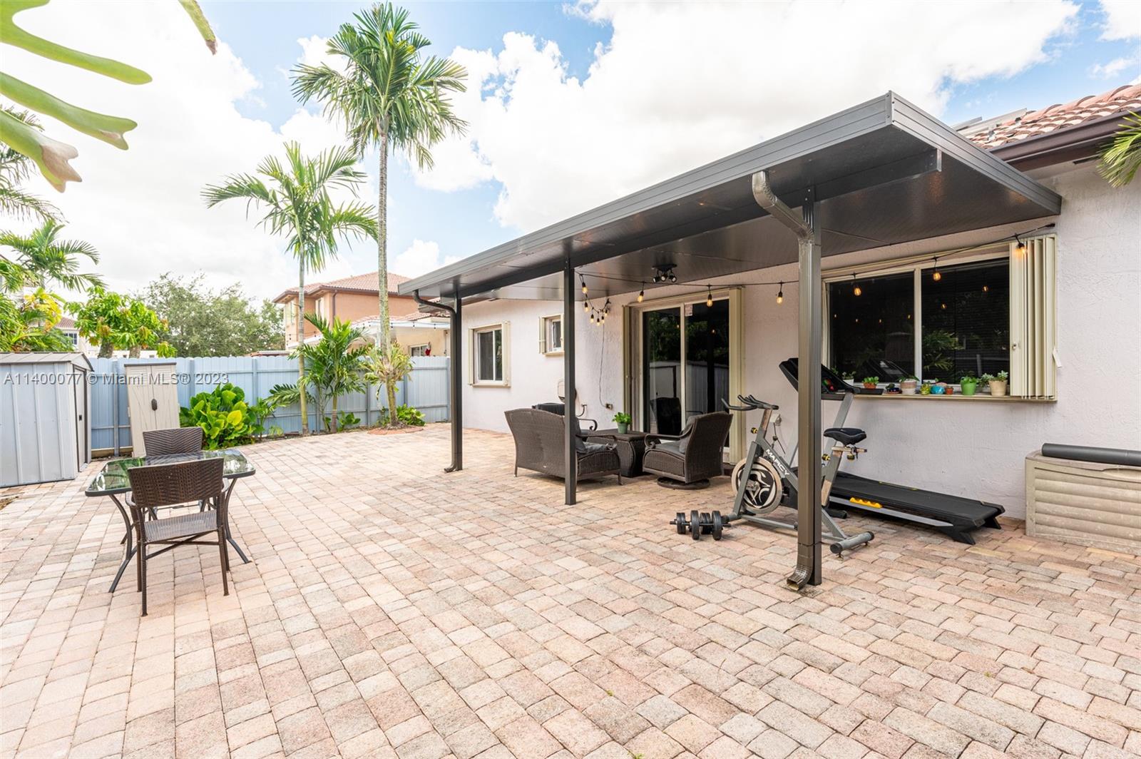 1823 SW 155th Ave