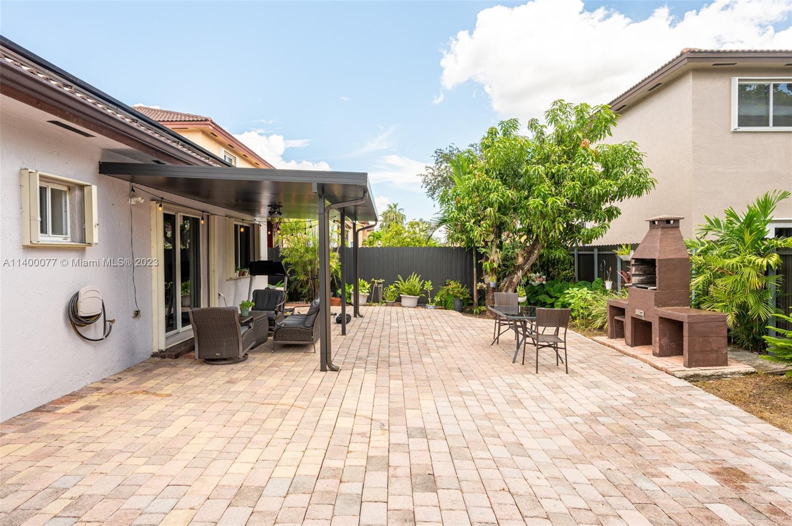 1823 SW 155th Ave