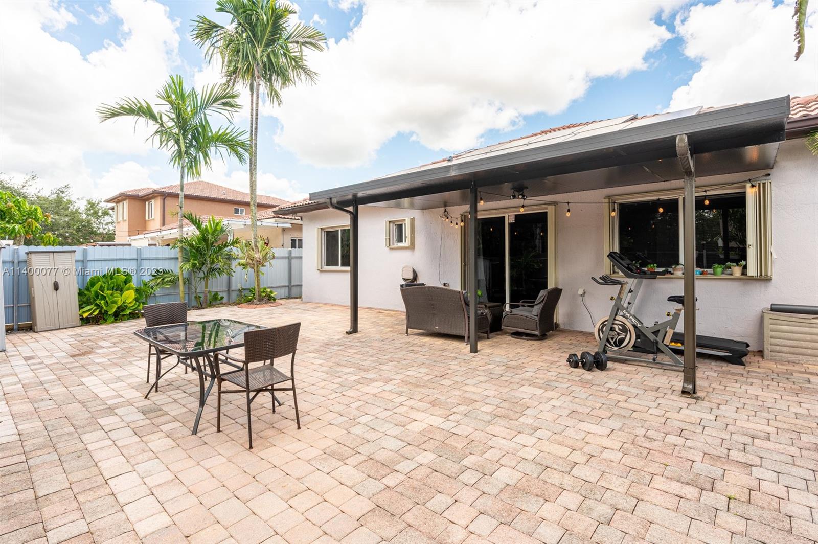 1823 SW 155th Ave