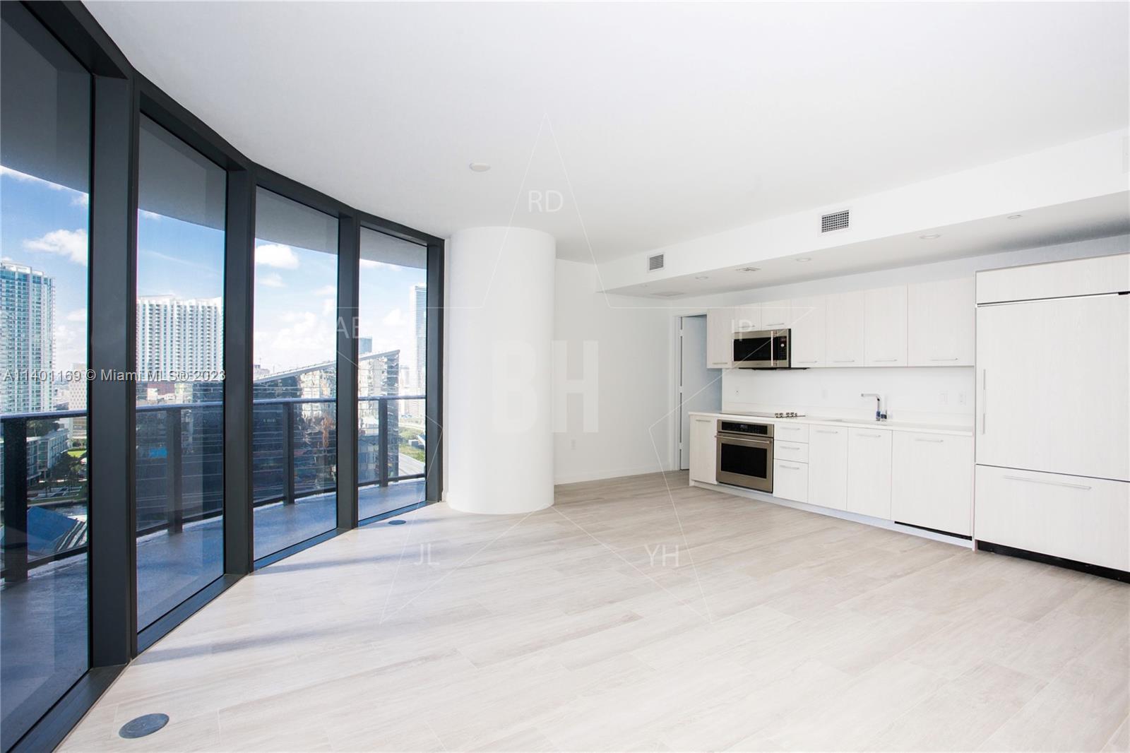 45 SW 9 ST # 3908