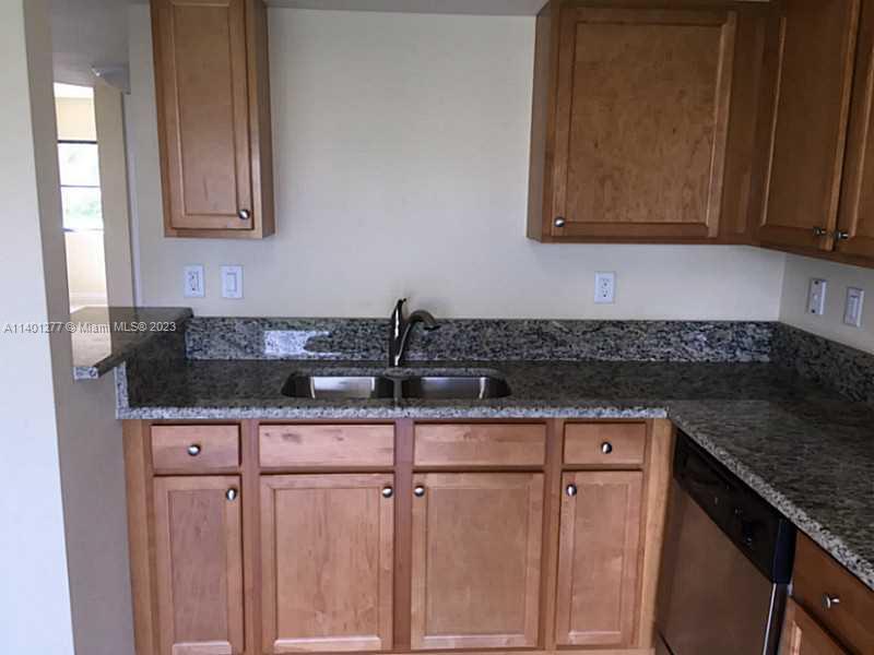 22301 SW 88 PL # 3 Unit: 105-3