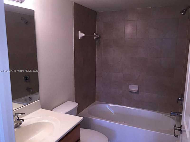 22301 SW 88 PL # 3 Unit: 105-3