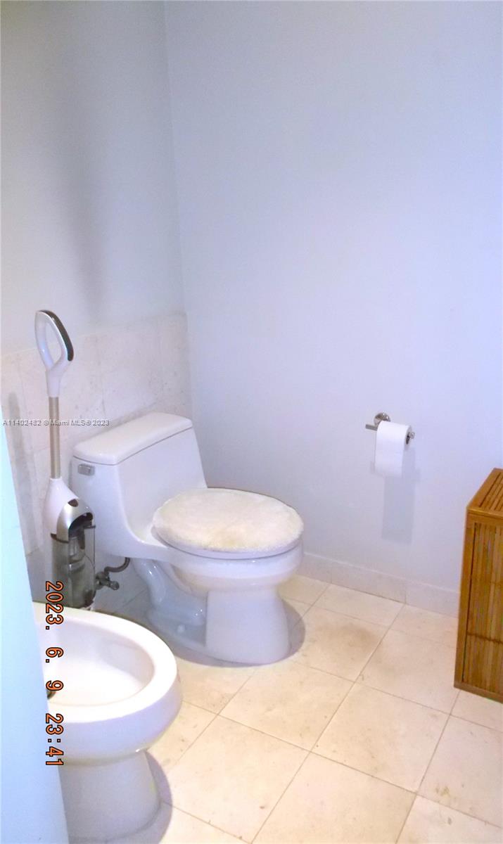 901 BRICKELL KEY BL # 1201