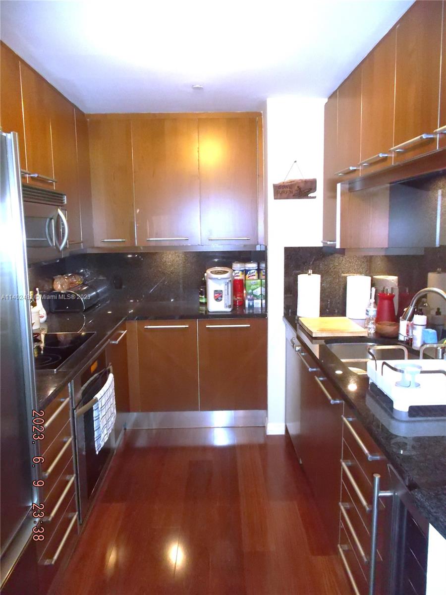 901 BRICKELL KEY BL # 1201