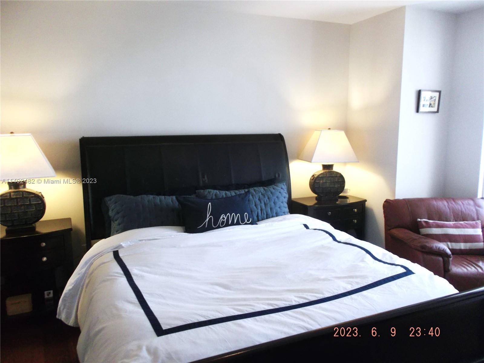 901 BRICKELL KEY BL # 1201