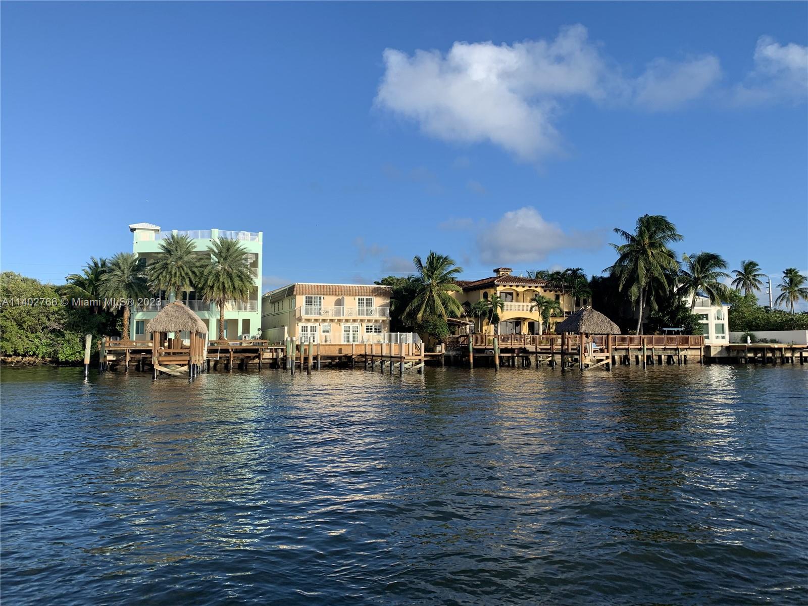 4592 N Ocean Dr