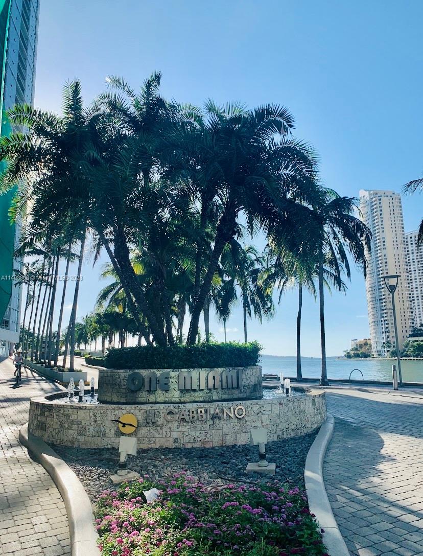 325 S Biscayne Blvd # 2018