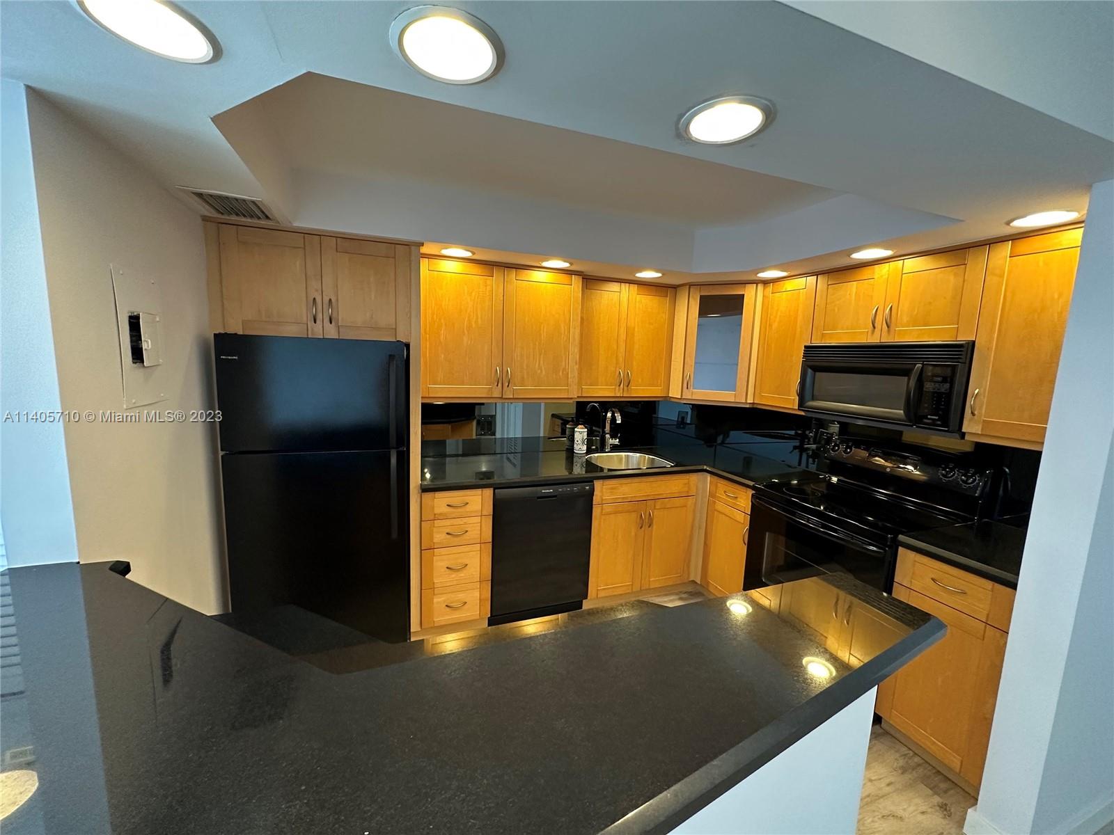 200 SE 15th Rd # 15H