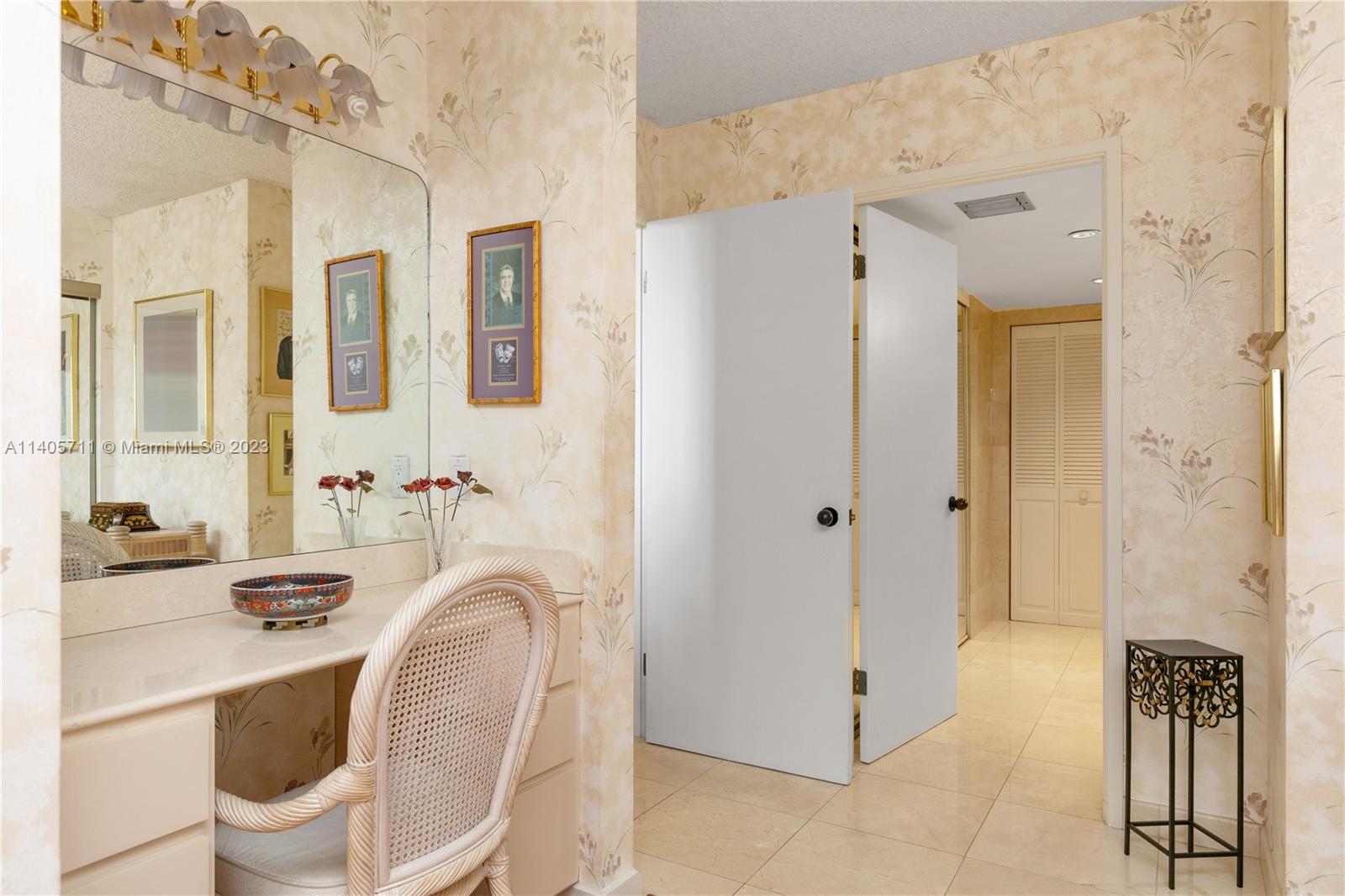 151 Crandon Blvd # 431