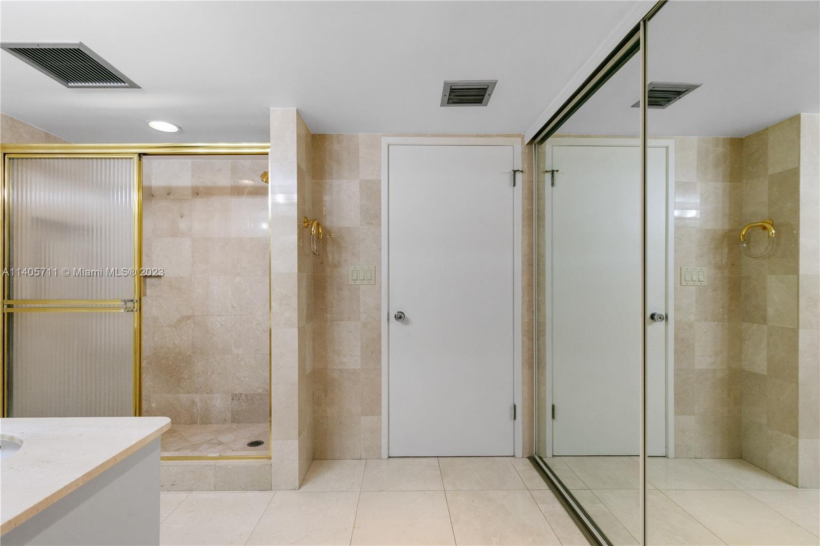 151 Crandon Blvd # 431