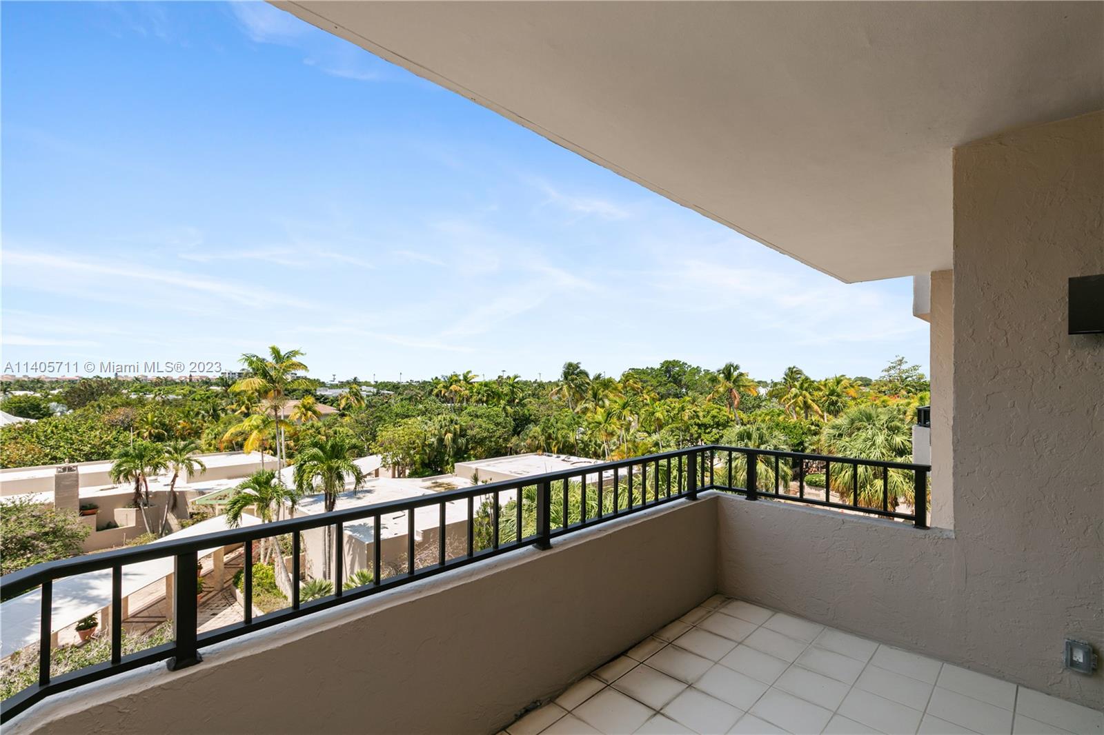 151 Crandon Blvd # 431