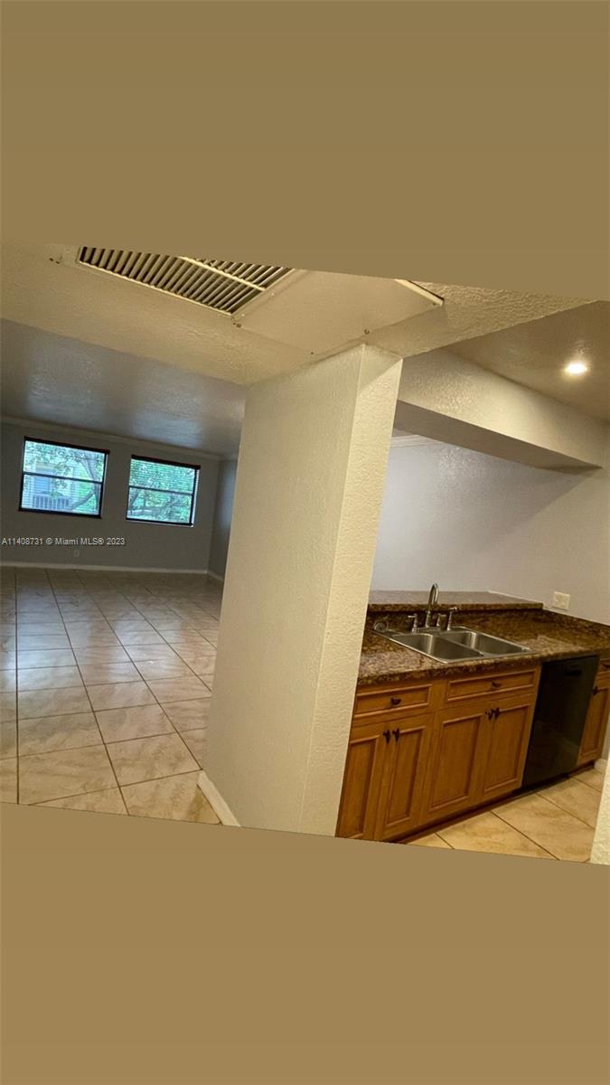 8100 Geneva Ct # 440