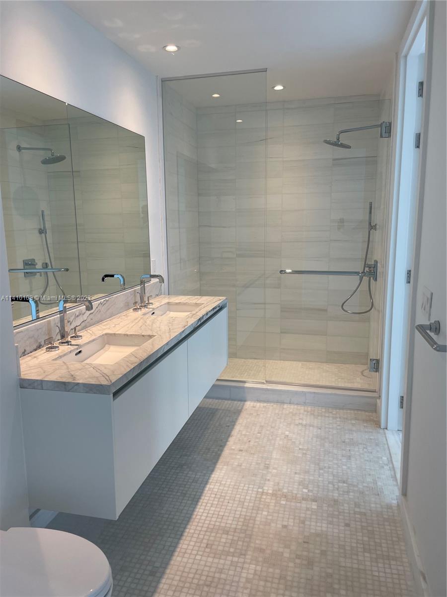 700 NE 26th Terr # 1604