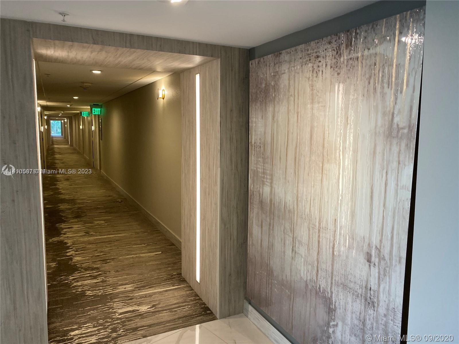 10275 Collins Ave # 434