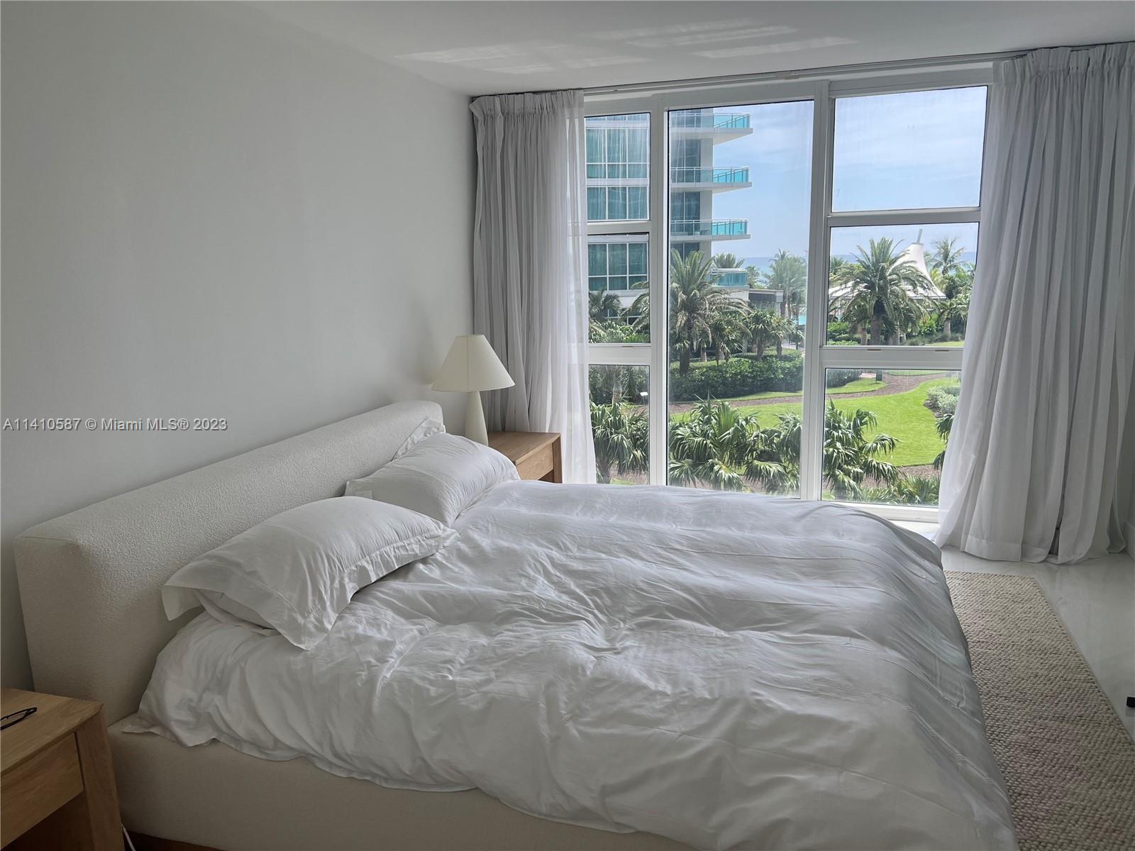 10275 Collins Ave # 434