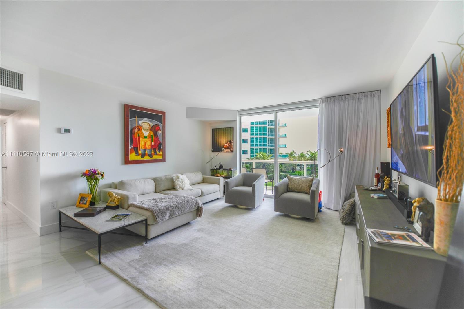 10275 Collins Ave # 434