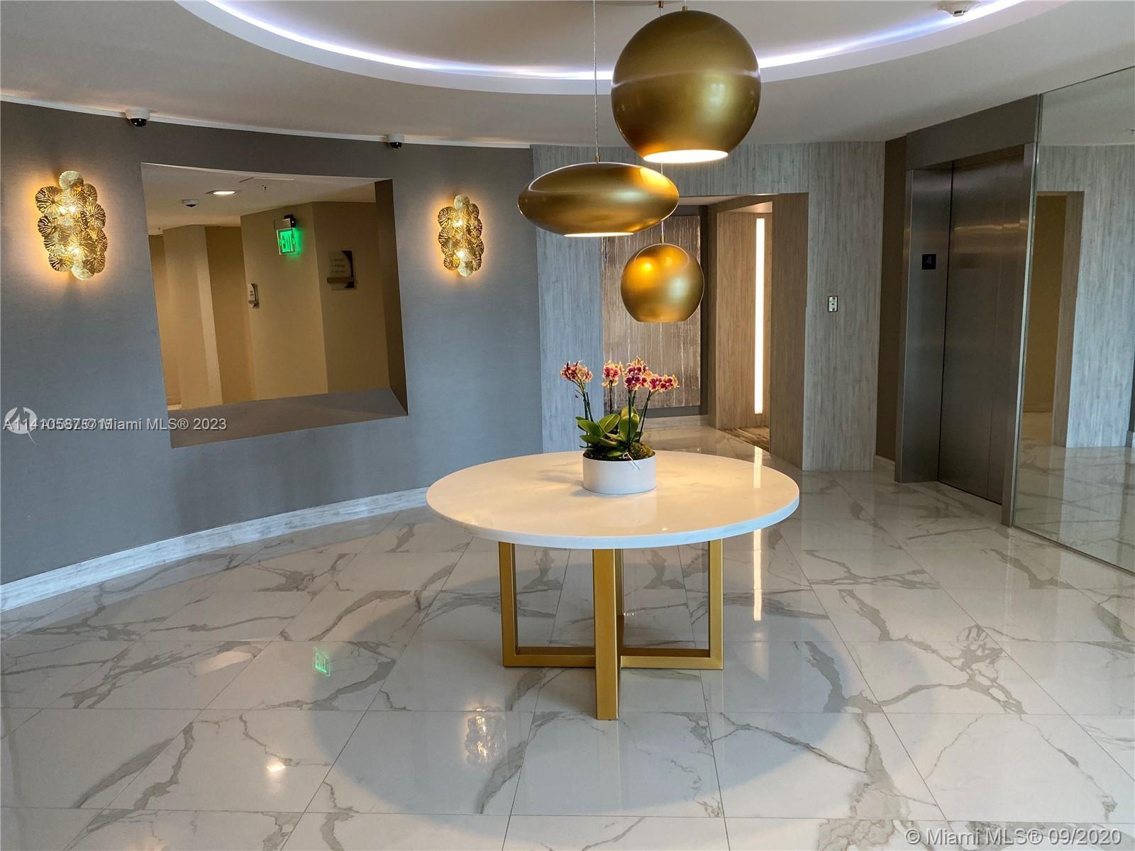 10275 Collins Ave # 434