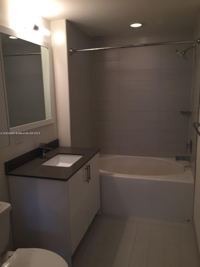999 SW 1st Ave # 2607