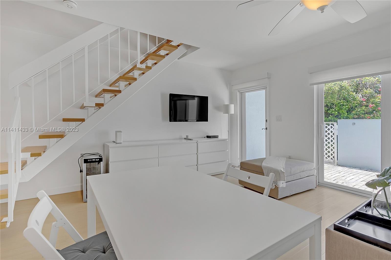798 Crandon Blvd # B Unit: 44-B
