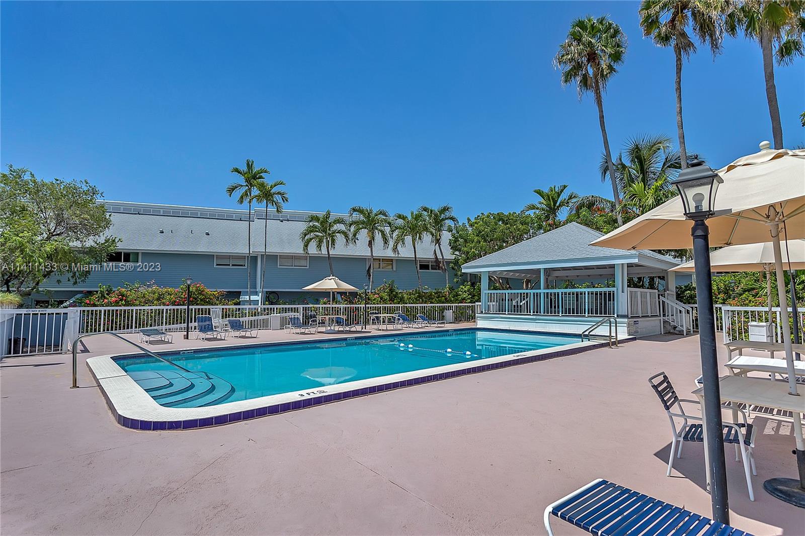 798 Crandon Blvd # B Unit: 44-B