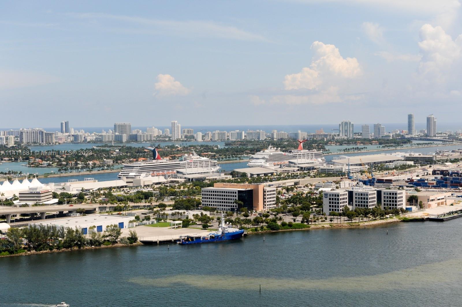 50 Biscayne Blvd # 4706