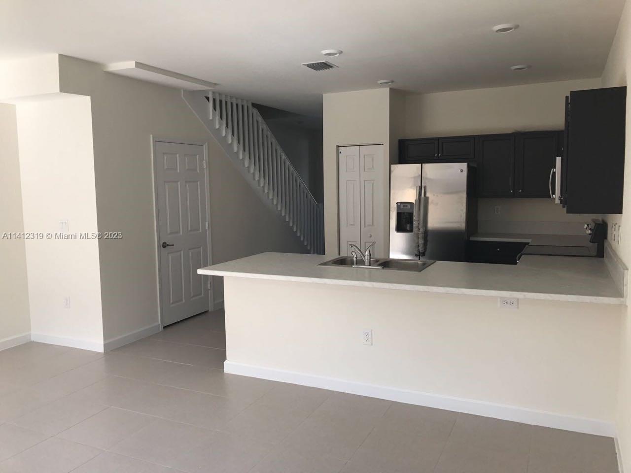 11542 SW 248th Ter # 111542