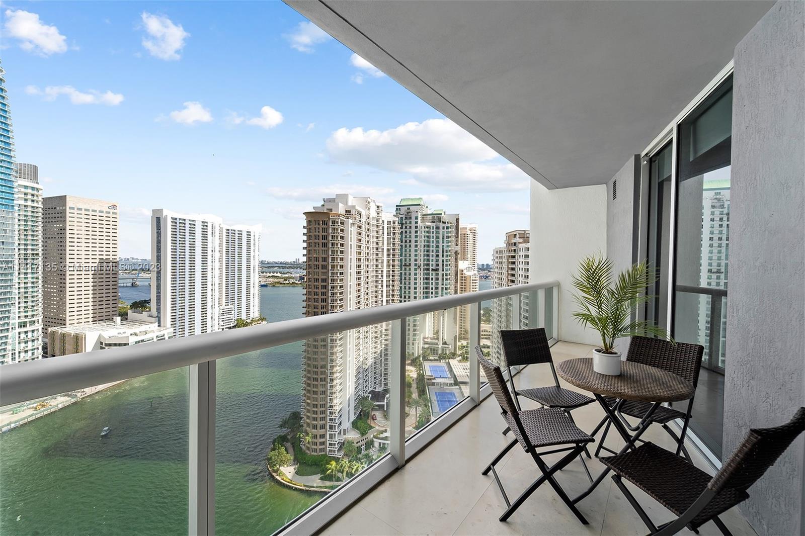 495 Brickell Ave # 2904